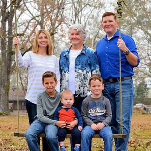 Meet your Posher, Angela